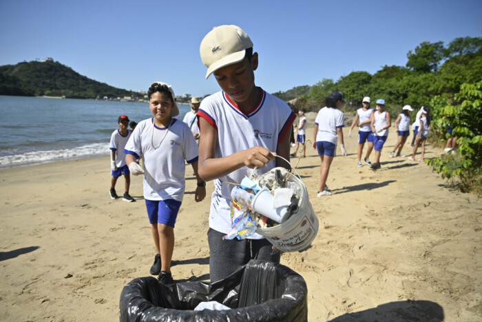 dia-mundial-da-limpeza-estudantes-participam-de-atividade-de-educacao-ambiental