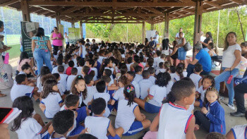 mais-de-400-estudantes-aprendem-sobre-manguezal-no-parque-baia-noroeste