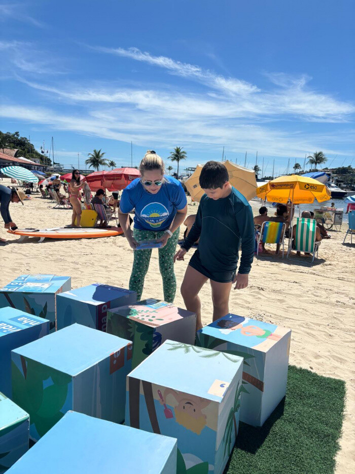campanha-praia-limpa-conscientiza-sobre-educacao-ambiental-na-orla-de-vitoria